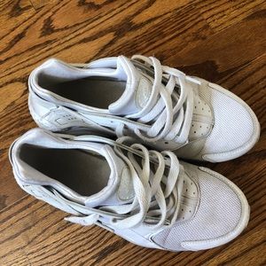 Nike harache size 7, triple white 2017